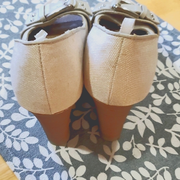 NWOT- GAP Peep Toe Platform Espadrilles - Picture 2 of 6